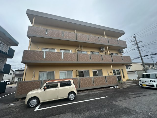 エメラルドホームの外観