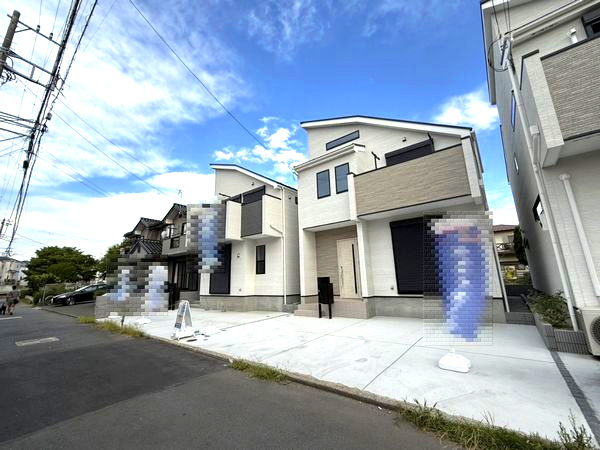 藤沢市鵠沼藤が谷4丁目新築戸建て　1号棟の前面道路含む現地写真|前面道路含む現地写真です