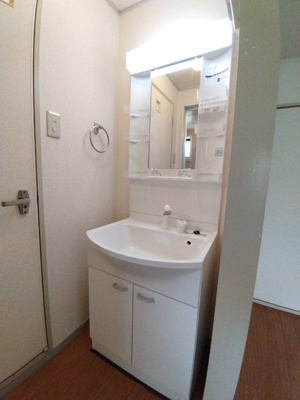 ★忙しい朝に嬉しい独立洗面台★