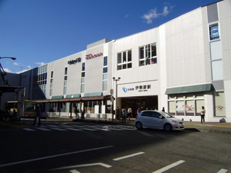 伊勢原駅