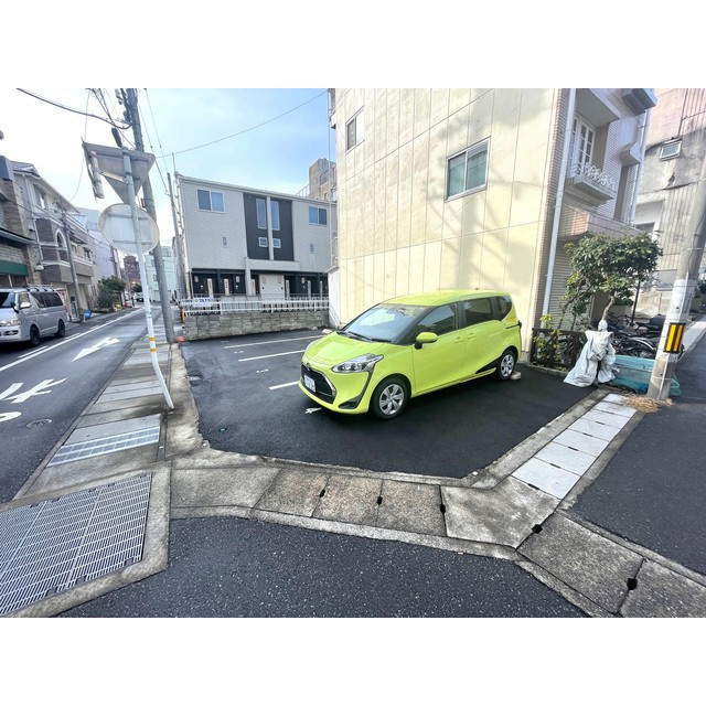 岐阜市梅河町１丁目の駐車場のその他