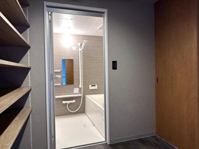 【独立洗面台】 | 朝日プラザシティ・サザンパーク１番街Ａ棟　中古マンション | 洗面室です。