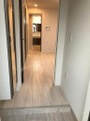 熊本市中央区黒髪１丁目のアパートの玄関