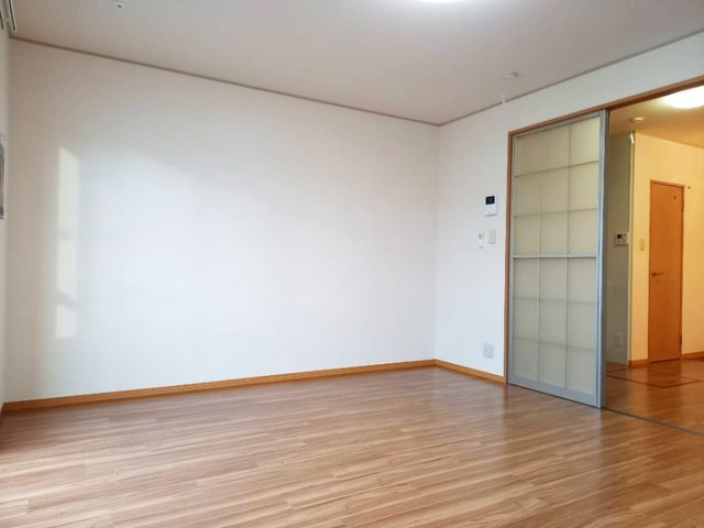 ウィルコート水道橋　Cの洋室