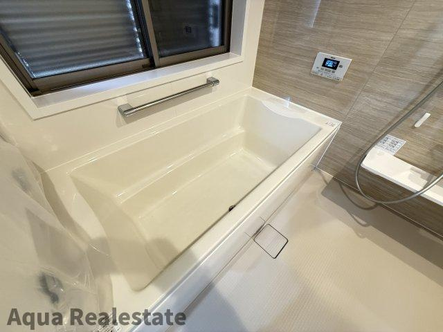 仲多度郡琴平町榎井 戸建の浴室|コンパクトで使いやすいお風呂です