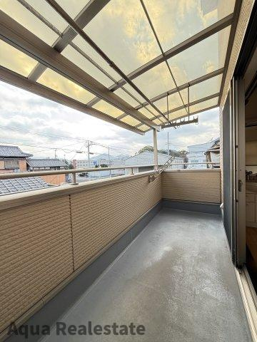 仲多度郡琴平町榎井 戸建のバルコニー|バルコニーがあります