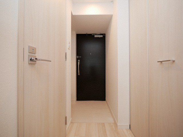 S-RESIDENCE日本橋Qualierの玄関