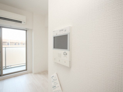 【セキュリティ】 | エスリード大阪城テラス | モニター付きインターフォンです