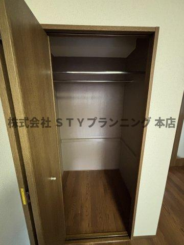 仲介手数料０円！パレスサイド泉の収納