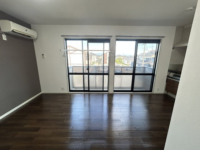 サングリーンB棟の居間・リビング