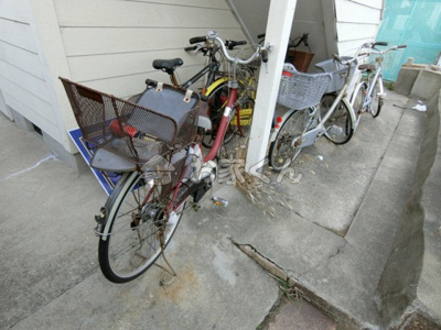 【駐車場】 | リバージュ須磨浦 | 駐輪スペース