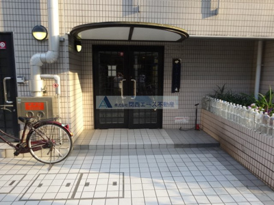 【エントランス】 | エアリーコート小阪