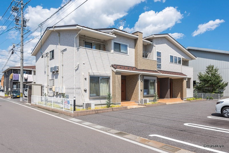 フローラ　悠の外観