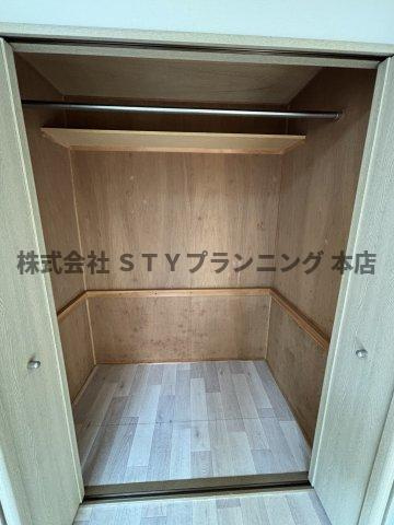 仲介手数料０円！Y.S.ハイツ万代の収納