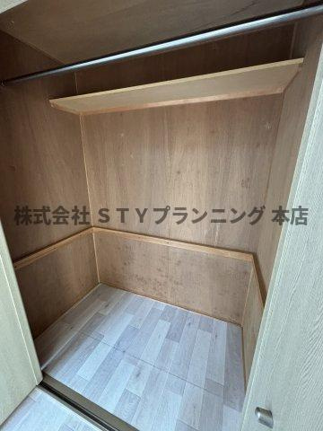 仲介手数料０円！Y.S.ハイツ万代の収納