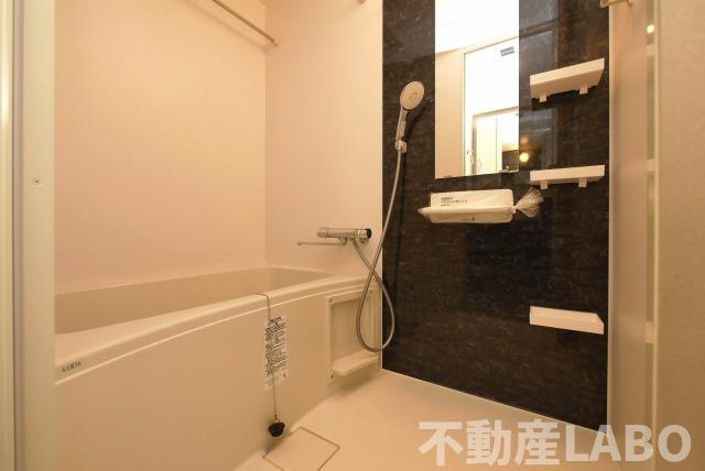 セレニテ難波ミラク参番館の浴室