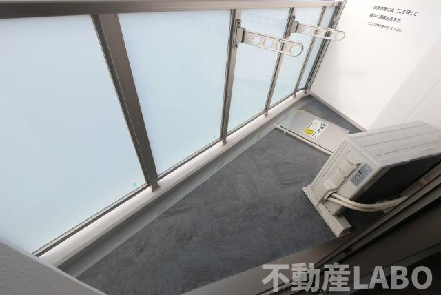 セレニテ難波ミラク参番館のバルコニー