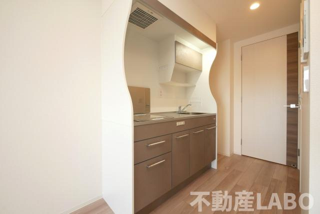 セレニテ難波ミラク参番館のキッチン