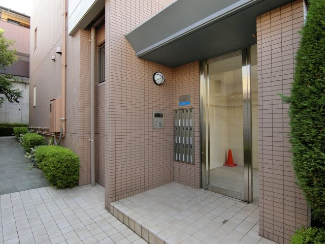 ヴィルコリーヌのエントランス