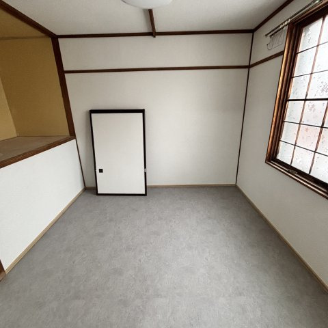 室蘭市白鳥台5丁目41-11戸建の洋室