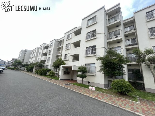 第二恵美酒マンションの外観