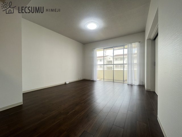 第二恵美酒マンションの洋室