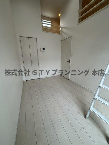 仲介手数料０円！AK　レジデンスⅡの居間・リビング