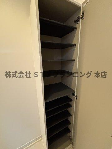 仲介手数料０円！AK　レジデンスⅡの収納