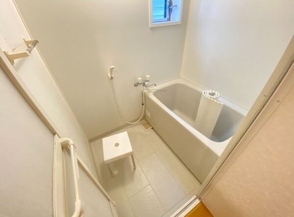 ユニキューブ緑区砂田Sの浴室