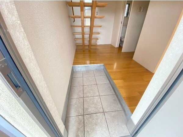 ユニキューブ緑区砂田Sの玄関