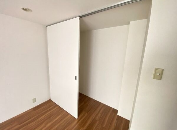 ユニキューブ緑区砂田Sの収納