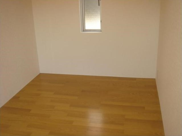 ユニキューブ緑区砂田Sの寝室