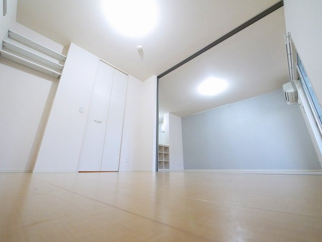 エスポワール　Ⅱ（大森町）の洋室|寝室にいかがでしょうか