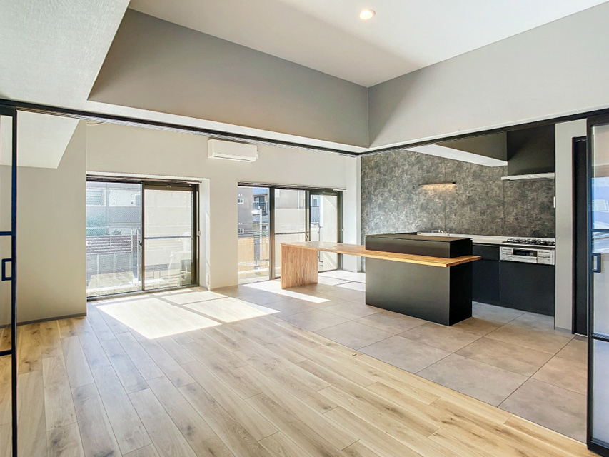 プレミアム金沢駅西