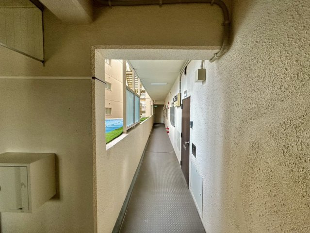 ドミール五橋のその他共用部分|住戸階廊下