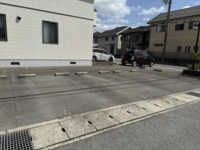 シャーメゾンＴＯＭＡＭＩ　A棟の駐車場