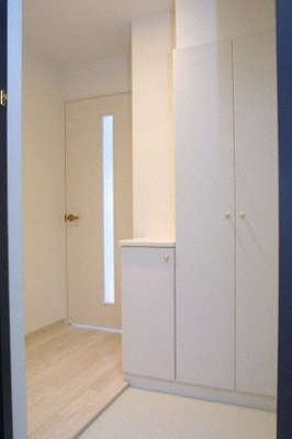 【玄関】 | ティアラ資生館