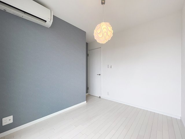東大阪市松原１丁目の賃貸マンションの洋室