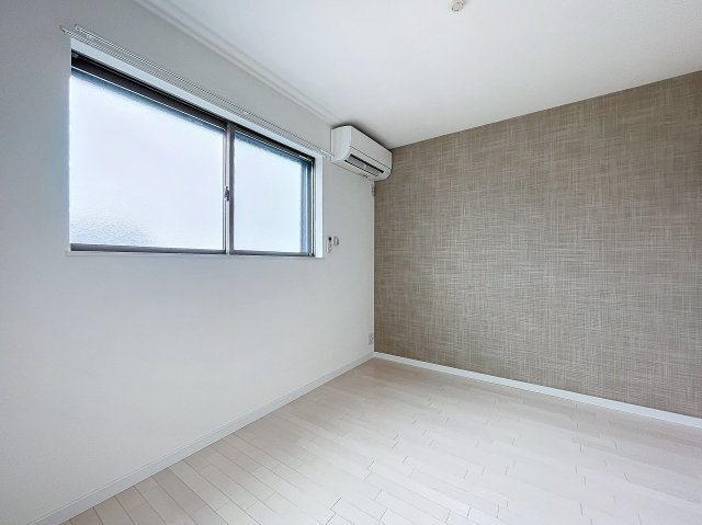 東大阪市松原１丁目の賃貸マンションの洋室