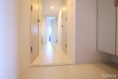 【玄関】 | CREST TAPP黒川 | 明るい玄関です