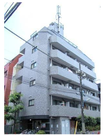 スカイコート新宿第10のエントランス