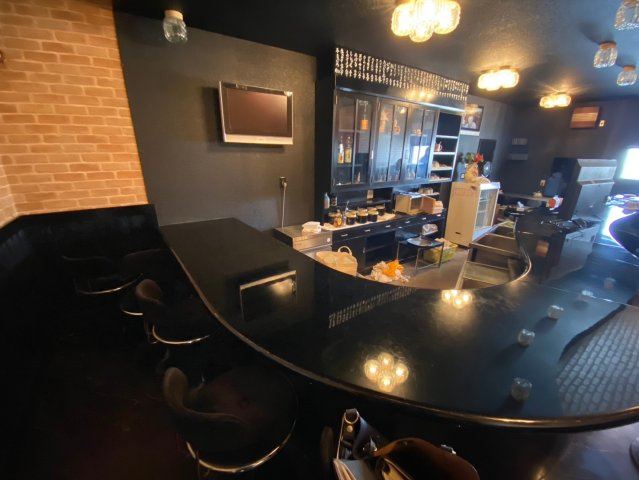 刈谷市東境町坂田様店舗の内装