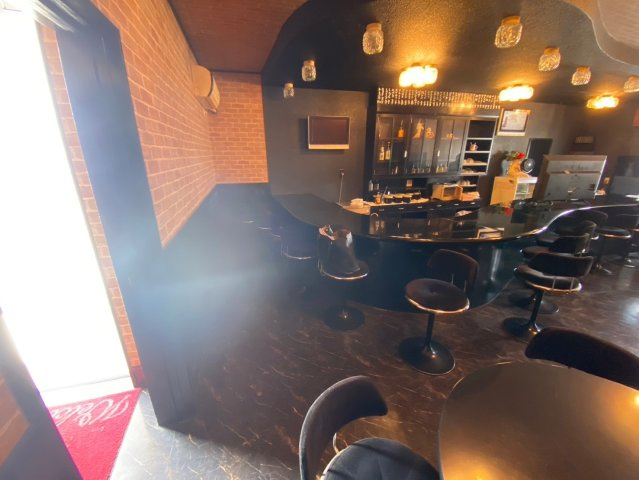 刈谷市東境町坂田様店舗の内装