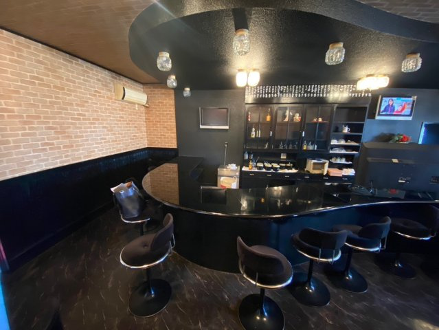 刈谷市東境町坂田様店舗の内装