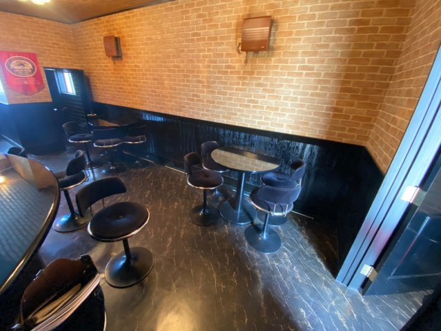 刈谷市東境町坂田様店舗の内装