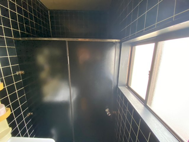 刈谷市東境町坂田様店舗の内装