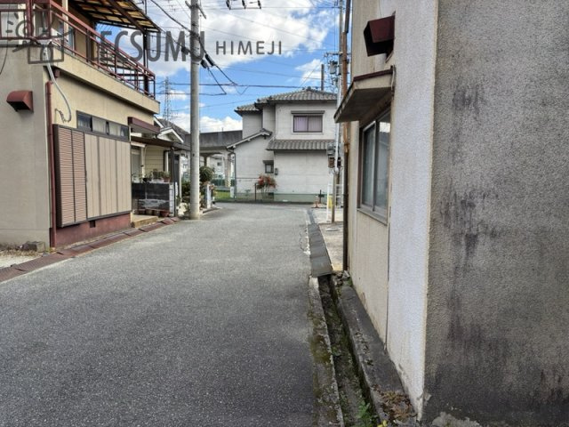 姫路市保城/売土地の前面道路含む現地写真