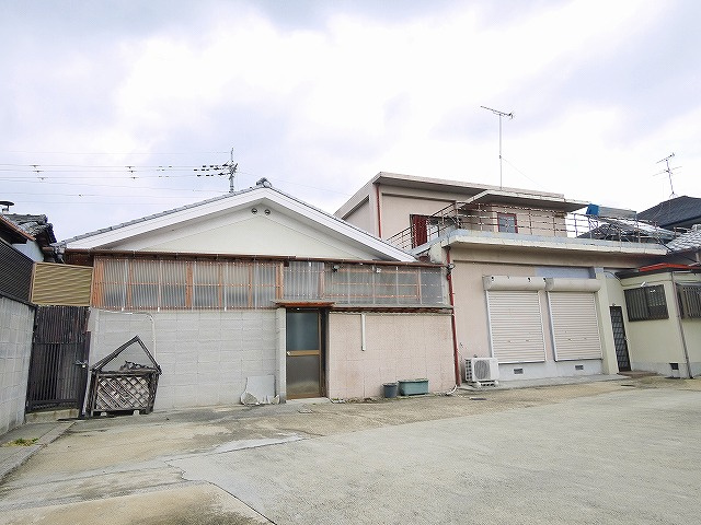 宝来３丁目店舗事務所の外観