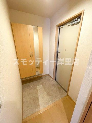 ブルーフローラの玄関