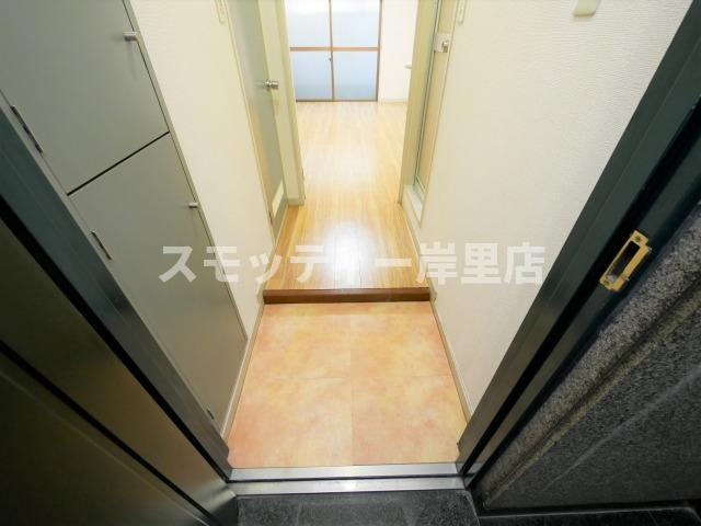 シャトレーヌ北島の玄関